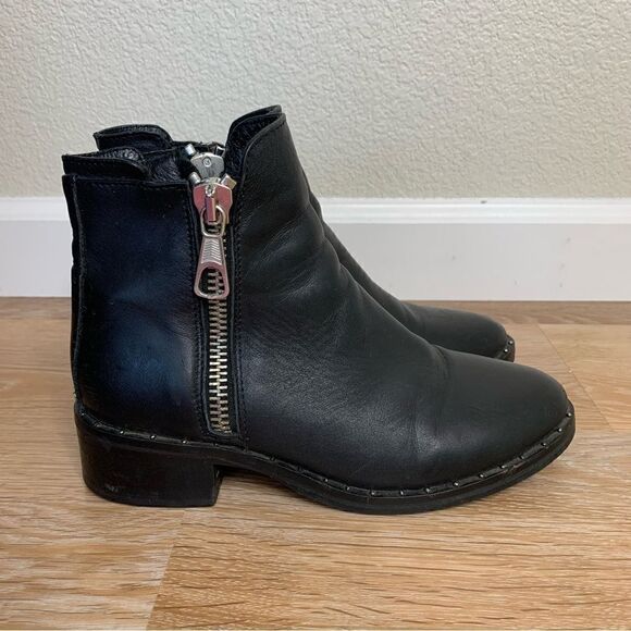 Steve Madden Lanna Black Leather Studded Ankle Boots - Picture 2 of 14